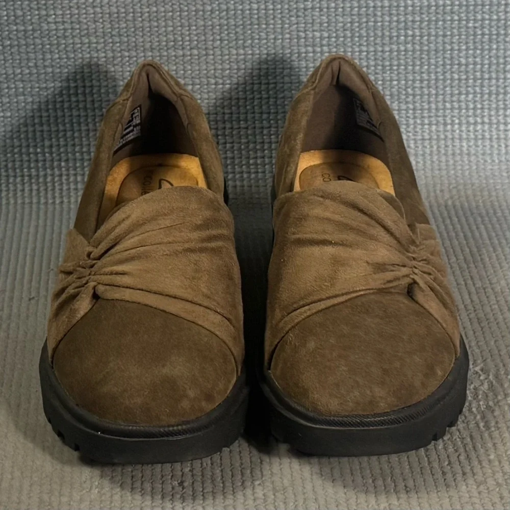 Clarks Women’s Calla Style Lug Sole‎ Slip On Shoes Size 7